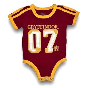 Wizarding World Harry Potter Gryffindor Quidditch Infant Bodysuit 6m